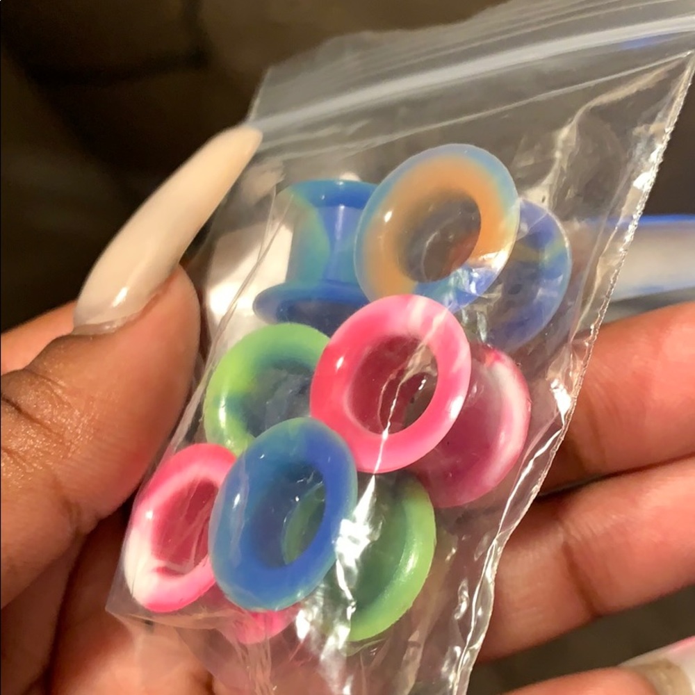 12 mm silicon gauges or tunnels